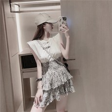 6fcf8cfc8f5df677f2ad5f5de564d5f946e0cfc50d7081e9b55e71d6e808.jpg