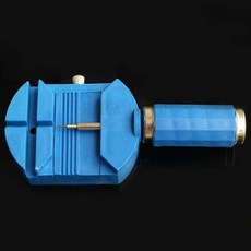 f22e5538897b66327be4f23cf64c57bf6545ce64f17e8f4791a5e923eda8.jpg