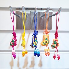 f210e1a2bd83fd341bba3825f179fcb9030de0263d9a83e00d3119d16b25.jpg