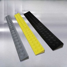 경사로 단차 턱제거 방문 경사로 욕실 차고 현관 삼각, 플라스틱 발판 매트(높이 11cm) 노란색, 1개