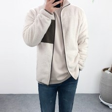 45cd4bdde1fb847e8f4995f267c7c8081c904ca97290d2463fc37c4538e9.jpg