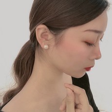 c2439d19393bcde9e04415a671bf6660f1c9d30bb5d25c01a47d46c0f931.jpg