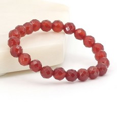 레드스피넬나석