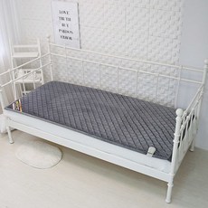 f1be0086c63657830b2f439a4677bb0ea8695a8f7af673f9904a75883f81.jpg