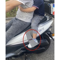 스쿠터 뒷좌석 페달 뒷자리발판 어린이발판 페달 거치대, 짙은 회색 페달, 1개