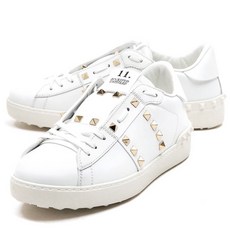 발렌티노락스터드