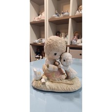 Precious Moments 프레셔스 모먼트 Figurine He Careth For You (E-1377/B) By Enesco, 1개