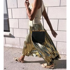 롱주름치마코디 TOP01