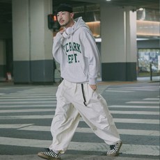 스파오후드티