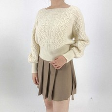 [W파일] 스퀘어넥 니트