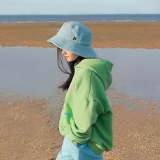 238e976197e0427cd922c694cbae973b59489eea60bda69604cd877316de.jpg