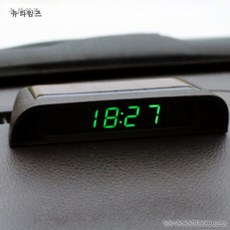 차량용무충전시계