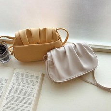 핸드메이드 가죽 핸드폰가방 미니백 크로스백 가벼운 여권 여행용 캐주얼 데일리 뭉게구름