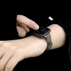 애플워치 호환 8/7/6/SE/5/4/3 앱송 슬림 가죽 스트랩 42/44/45mm, 중 160mm~190mm, 골드브라운, 블랙