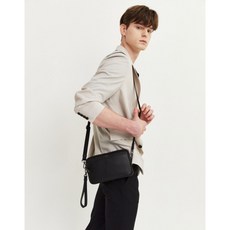 헤지스남자크로스백
