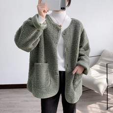 d50a2fd52c003c6b762537b76ec424b3c32b1ad007756532eeac1c6e12e3.jpg