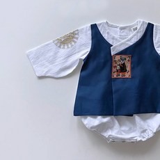 포크칩스연지곤지한복