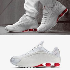 나이키 샥스 R4 네이마르 주니어 BV1387-002 Nike Shox R4 Neymar Jr.