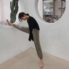 fe0126d073a8df109e4aeee12c01890adaab7002b3d4ce691eed99e9f7f7.jpg