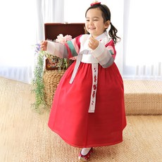 Agamyungju 女子賽東海寧韓服