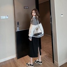 0d0b245f14d757d640aeea10b477207cd45c55773eaf474d9aaa4c2ec153.jpeg