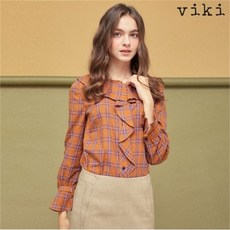비키 체크 넥 러플 빈티지 블라우스 TYBAH2403