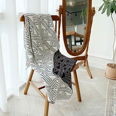 7d8d91e1521ae50e750823c84d937d3dd7bd088de45169c15ba042abccc1.jpg