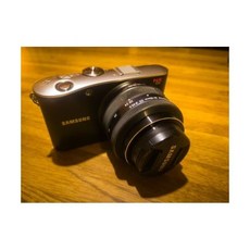 삼성 NX100 미러리스 DSLR 카메라 2050mm 렌즈 배터리 충전기 32GB