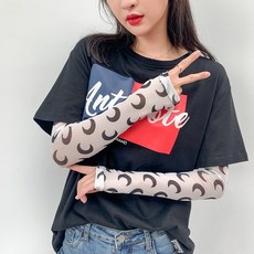 f27be105afae2850962d9a8c879a4518f99408f7f0862d28f17f85bd2bd2.jpg