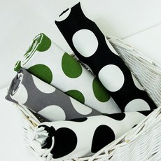 검정도트식탁보