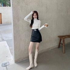 디자인 감각 오프숄더 어깨트임 니트셔츠 가죽 치마 여성 커버 겨울 가을 트렌드
