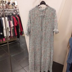 b2536e4ce5a1bac875ded5fbfc1c104727d7e445e8b676d2f421ce4f1d77.jpg