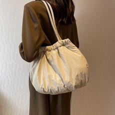 에브리테일 바스락 나일론 숄더백 반달 데일리 가방