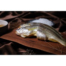 귀한 알배기 영광굴비 10마리 고급 선물포장 국산 봄 참조기로 만든 법성포 굴비 이바지 제수용 부모님선물 지인 선물세트, 1개