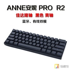 b7001ea338c697bc5121a4cc860b461b24a60028354e233d7fa2a56b54ff.jpg