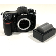 Nikon D300s DSLR 디지털 카메라 본체 W배터리충전기 작동 상태 우수 - 니콘d300s