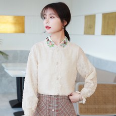 레이스블라우스 가을겨울 긴팔 두꺼운 쟈가드 블라우스 여성 2020년정품 이너 식쉬운매치 베이비카라 레이스 이너티