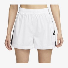 나이키에센셜우븐쇼츠