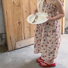 여아프릴점프수트