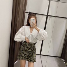 c990bf9b45ea0fa9b5cc110eb1b5ad4c5d8ca4d91c57f0d6ab0ebcdd61f8.jpg