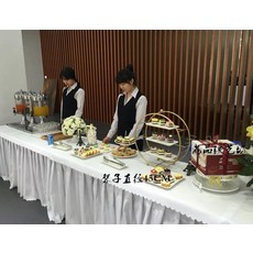f5e0683165da4f9918e18742f1e6023b59124b5f556e9487a8c1fd11e2a6.jpg