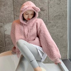 cb82ff3ae24bee53227eae6aa664cfef476bb54e227e732e2191f160c644.jpg
