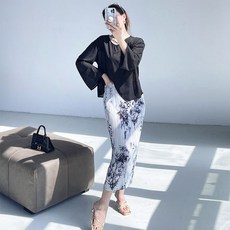 무드무드 / PLEATS 잉크 패턴 플리츠 밴딩 스커트