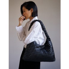 KWANI Textured Hobo Bag Black - 콰니백