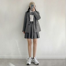 4990f8393a810d736b16bce0446c8c84dd302ab13a6714d886f8bbc8ea50.jpg