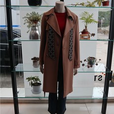 버버리오픈토엠보싱펌프스