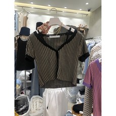 여성니트카라티