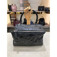 럭셔리갤러리 [GIVENCHY] 지방시 링클 판도라 스몰 토트백 BB05251 004 001 신상품 감성 명품 빈티지 패피 가방 백팩 코디 선물 신상품 최대 70%