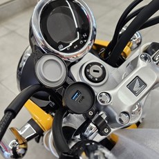 혼다 헌터125 QC3.0 초고속 2구 USB 시가잭 (브라켓+배선키트 포함), 1개