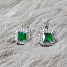 유색큐빅귀걸이